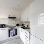 3-bed House - Free Parking - By Homes Barrow-in-Furness