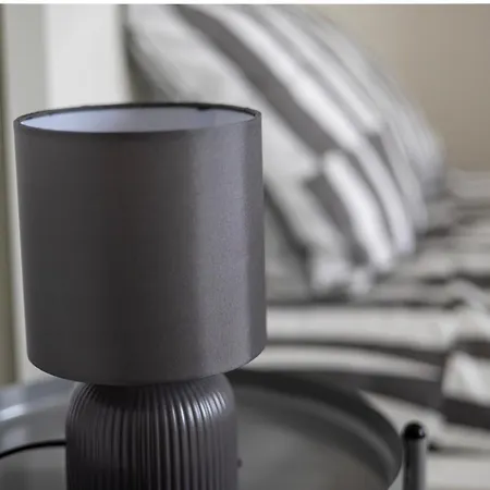 3bedroom 2 Bathroom House-free Parking