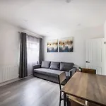 3-bed House - Free Parking - By Homes Barrow-in-Furness